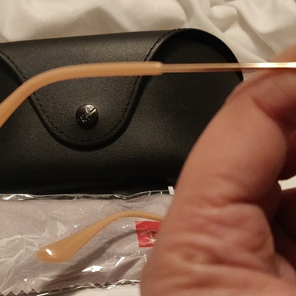 NWTRay Ban Aviators - Picture 4 of 6